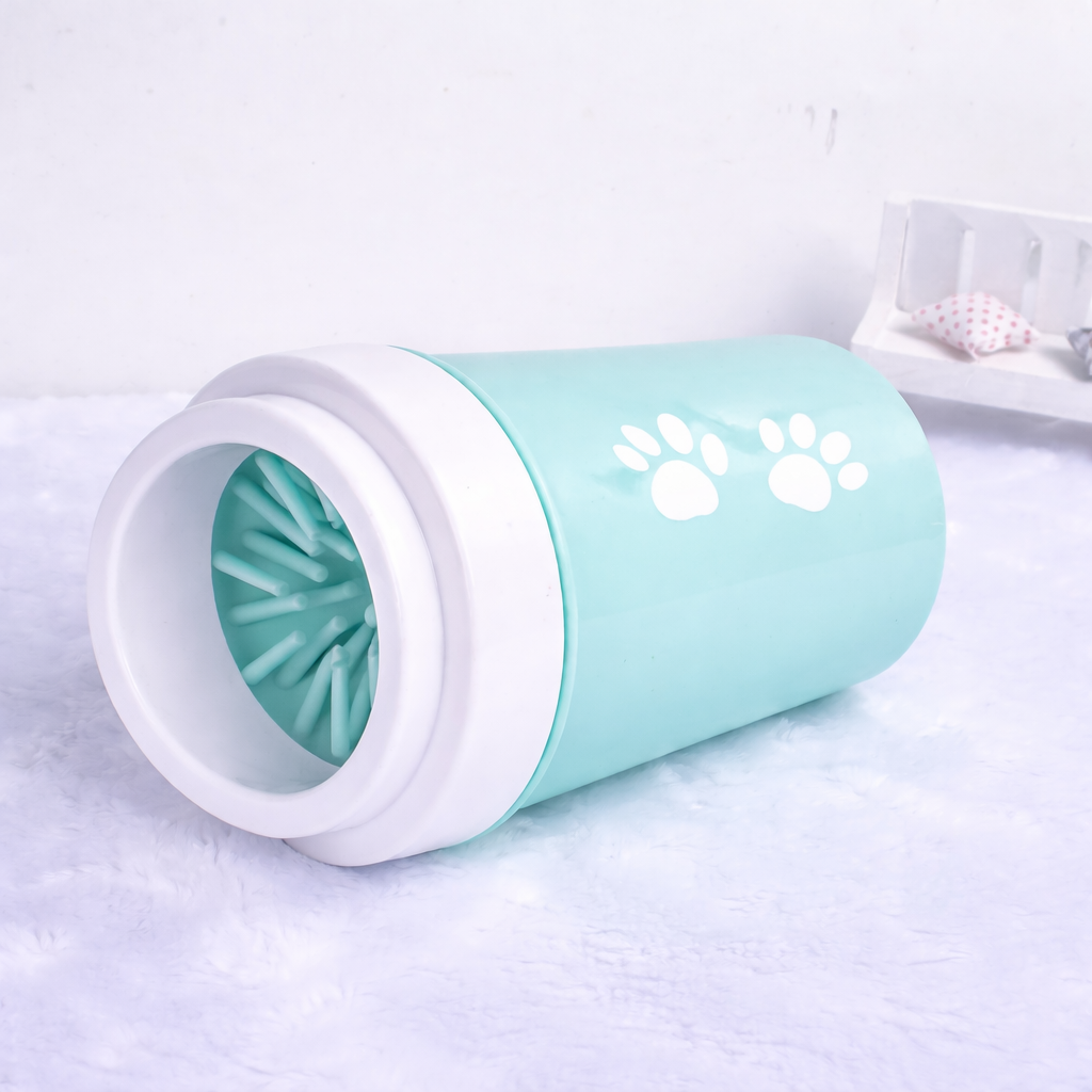 Clean Paws Dog Paw Washer – Quick Mud & Dirt Cleaner
