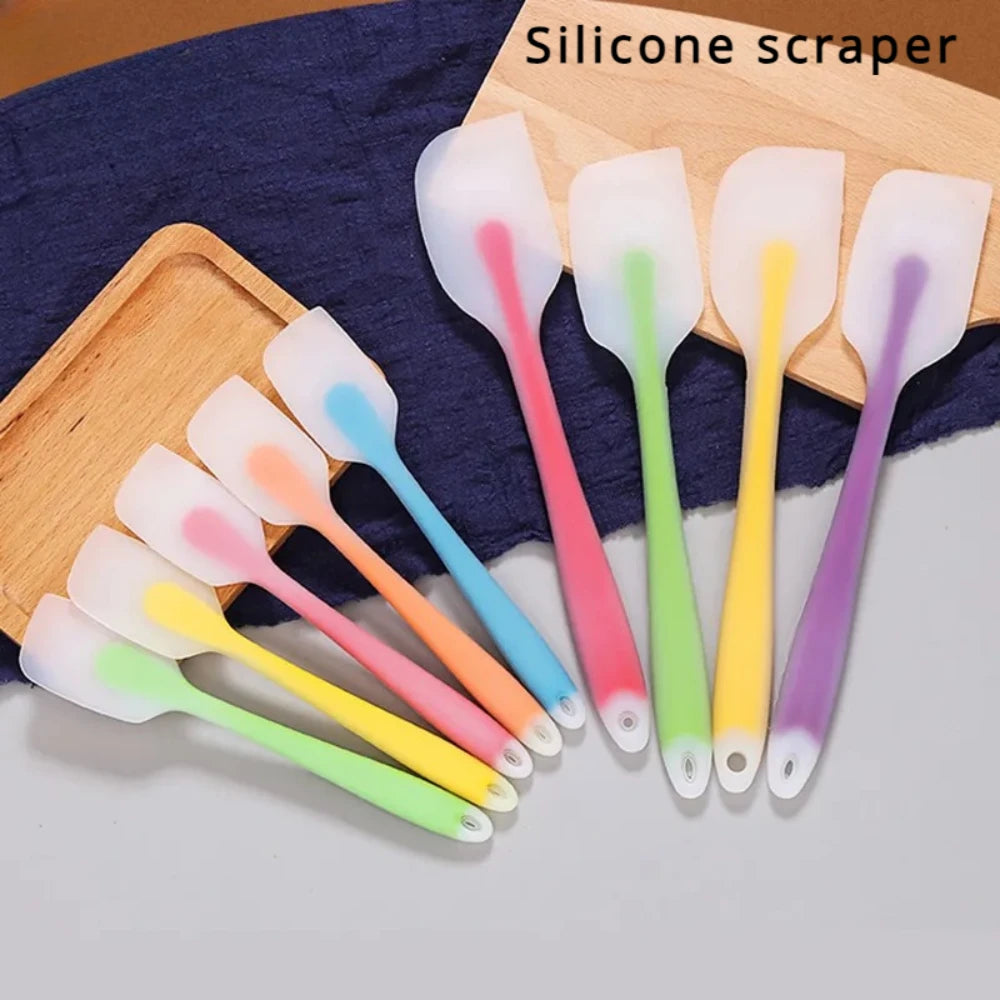 Premium Silicon Baking Spatula - Heat-Resistant Cake & Cream Maker
