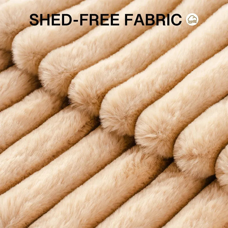 Plush Round Pet Bed – Soft Fluffy Cat & Dog Nest | Warm Long-Hair Cushion for All Seasons | Cozy Rabbit & Kitten Sleeping Pad